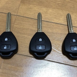 (車の合鍵カギ)トヨタキーレスリモコン２ボタン