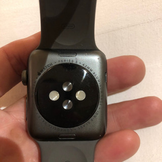 Apple Watch series3とairpods proのセットの画像