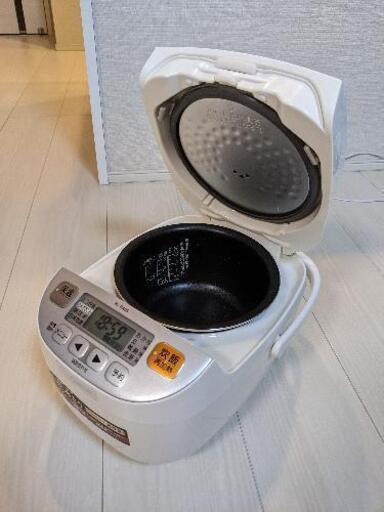 象印3合炊きの炊飯器