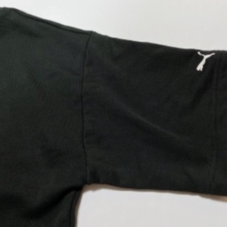 【未着用品】PUMA プーマ 短丈 ワイド トップスの画像