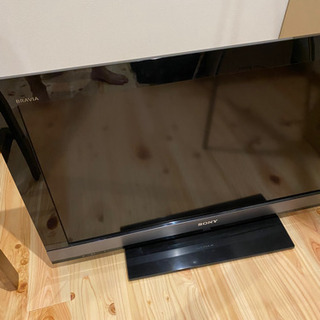 テレビ　32型
