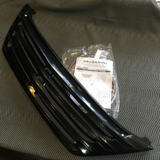 値下げしました！20系ヴェルファイア MC前カメラ無し BALSARINIフロントグリル