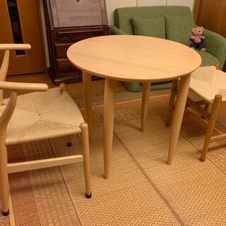 北欧 デンマーク　カフェテーブル（円型、ダイニングテーブルとしても）の画像