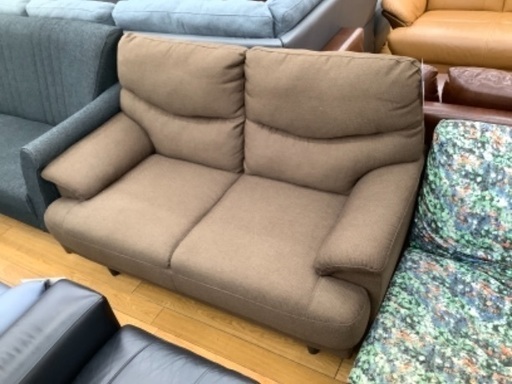 ニトリ　2人掛けソファー　ダークブラウン　幅143cm 高さ84cm 奥行84cm