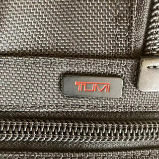 値下げしました❗️TUMIの定番ショルダーの画像