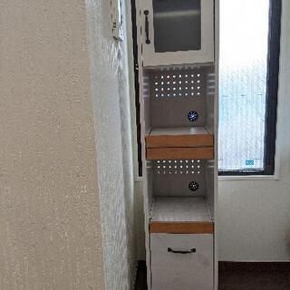 キッチン収納棚 