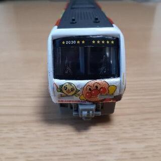 アンパンマン列車フィギュアの画像