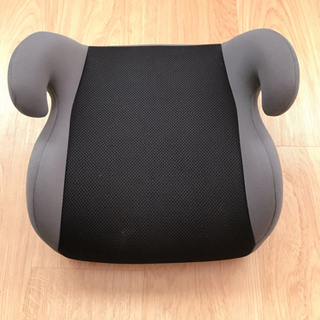 チャイルドシート（ジュニアシート）