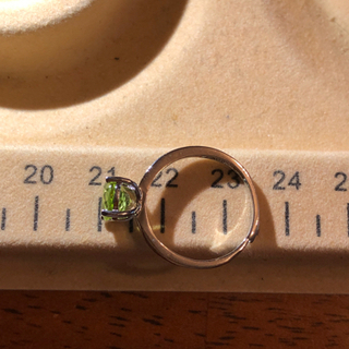 No.045 ジモティー特別価格❗️【ペリドット】リングの画像