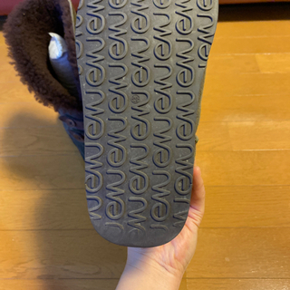エミュームートンブーツの画像