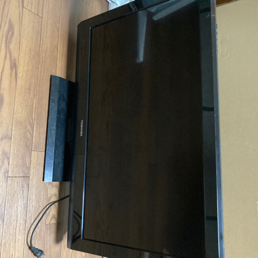 液晶テレビ　TOSHIBA 12年製　32型