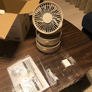 【新品・未使用】収納付き扇風機　卓上扇風機　小型　USB ファン