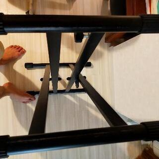 キーボードスタンドの画像