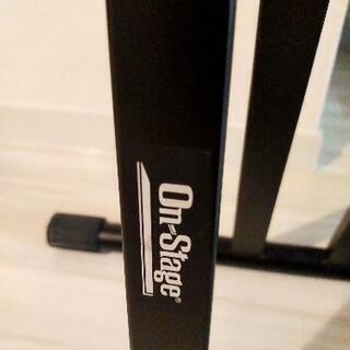 キーボードスタンドの画像