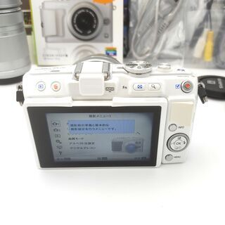 9012 OLYMPUS PEN Lite E-PL6 ダブルズ-ムレンズキットの画像