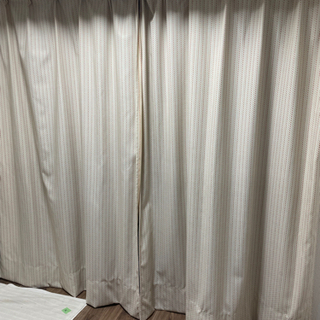 さしあげます　カーテン2組　レースカーテン1組の画像