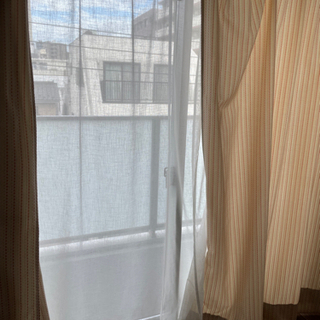 さしあげます　カーテン2組　レースカーテン1組の画像
