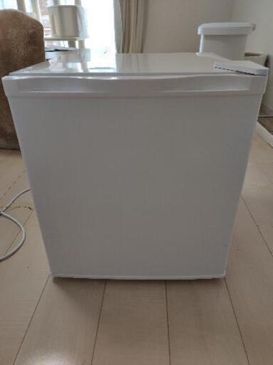 小型冷蔵庫　46L