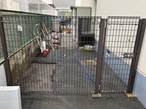 フェンス　外構　エクステリア　間口　約2メータ50センチ