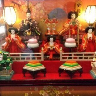 ひな人形
