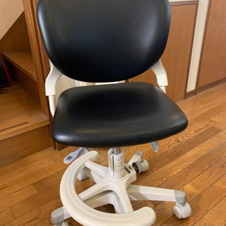 オカムラ　ステラ（Stella）学習チェア 8620ax