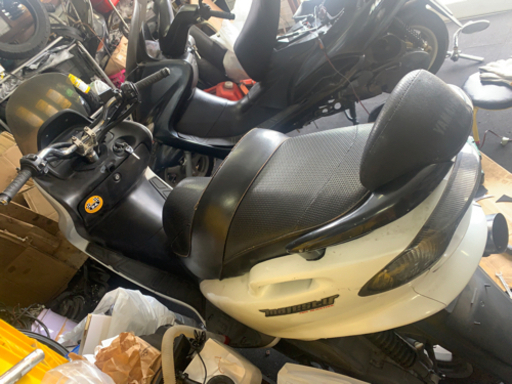 コマジェ　5CA　マジェスティー125FI 草加市