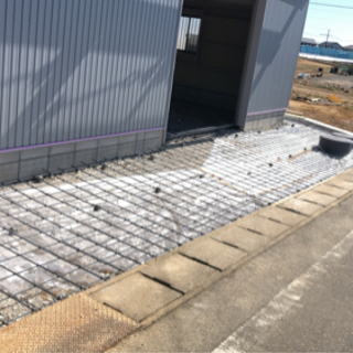 住宅基礎鋼製型枠組立解体の画像