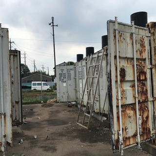 コンテナ残り4つの画像