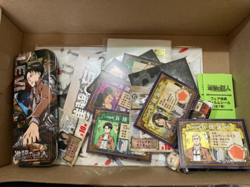 進撃の巨人　グッズ