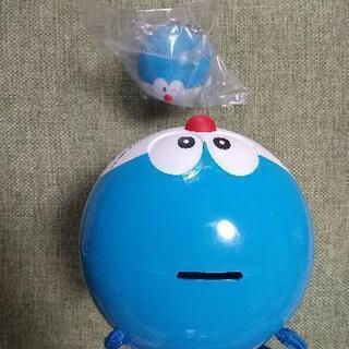 【取引中】ドラえもん 貯金箱 2個セットの画像