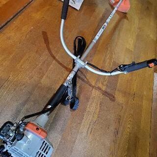 値下げしました 刈払機 芝刈機 除草 草刈り 中古