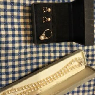 フォーマルアクセサリー