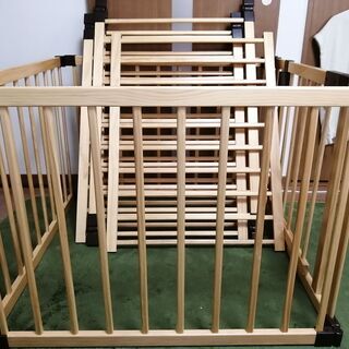 【半額に値下げいたします！！】木製ベビーサークル 65 cm x 90cmの画像