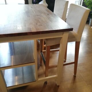 IKEA  イケア　ダイニングテーブル　キッチン　アイランド　ハイチェア2脚　イスカバー新品つき　組立の画像