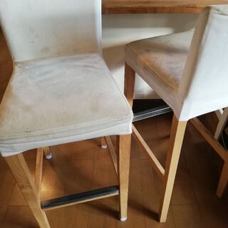 IKEA  イケア　ダイニングテーブル　キッチン　アイランド　ハイチェア2脚　イスカバー新品つき　組立の画像