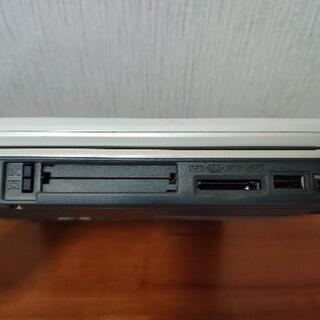 ジャンク PC FMV NF40W(純正ACアダプター付き)の画像