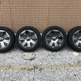 新型デリカD5 ジャスパー タイヤ・ホイールセット