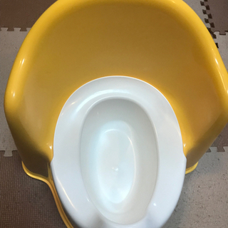 ベビービョルン　椅子型　オマル　トイレトレーニング　カラーサンフラワーの画像