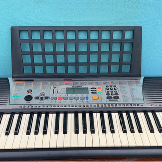 YAMAHA  PSR-201