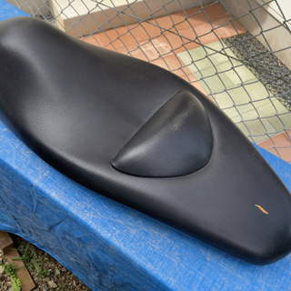 【金額変更しました】PCX125 JF28純正シート　簡易補修済の画像