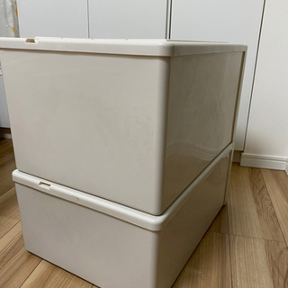 衣装ケースの画像