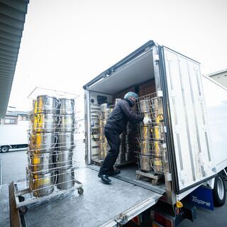 【午前中のみ】４ｔトラック乗務員募集