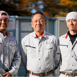 男性も女性も活躍している今話題の防水工事のおしごと♪