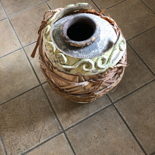 紹興酒が入っていた壺