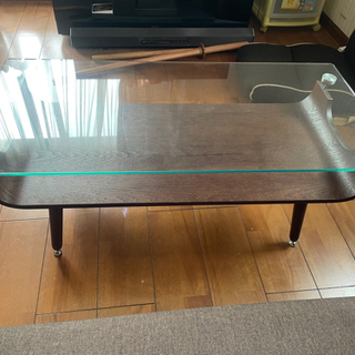 ガラス天板テーブル　値下げしました