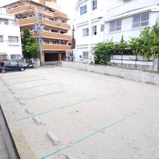 那覇市壺屋駐車場、残り１台！お気軽にお問い合わせください。