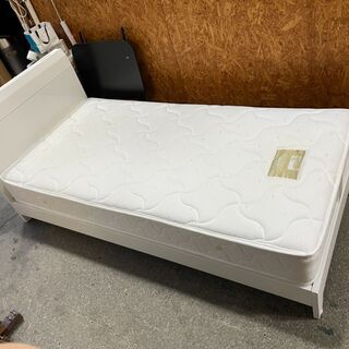 M1813　シングルベッド　コンセント付き