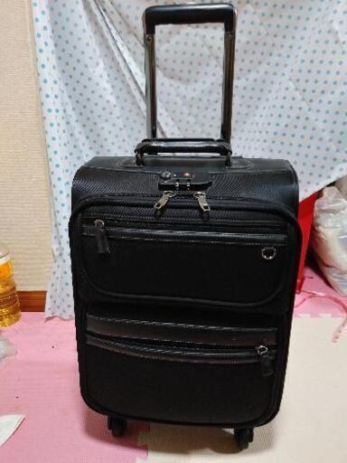 キャリーバッグ
