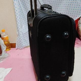 キャリーバッグの画像