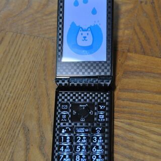 ★ガラケーと充電器(ソフトバンクSBで使用,SIMロック解除,シャープPantone 202SH)の画像